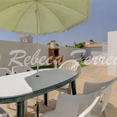Guia Sleeps 6 Pool Wifi Villa Guia (Faro)